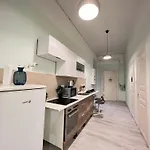 Baross Apartment With Convenience And Style